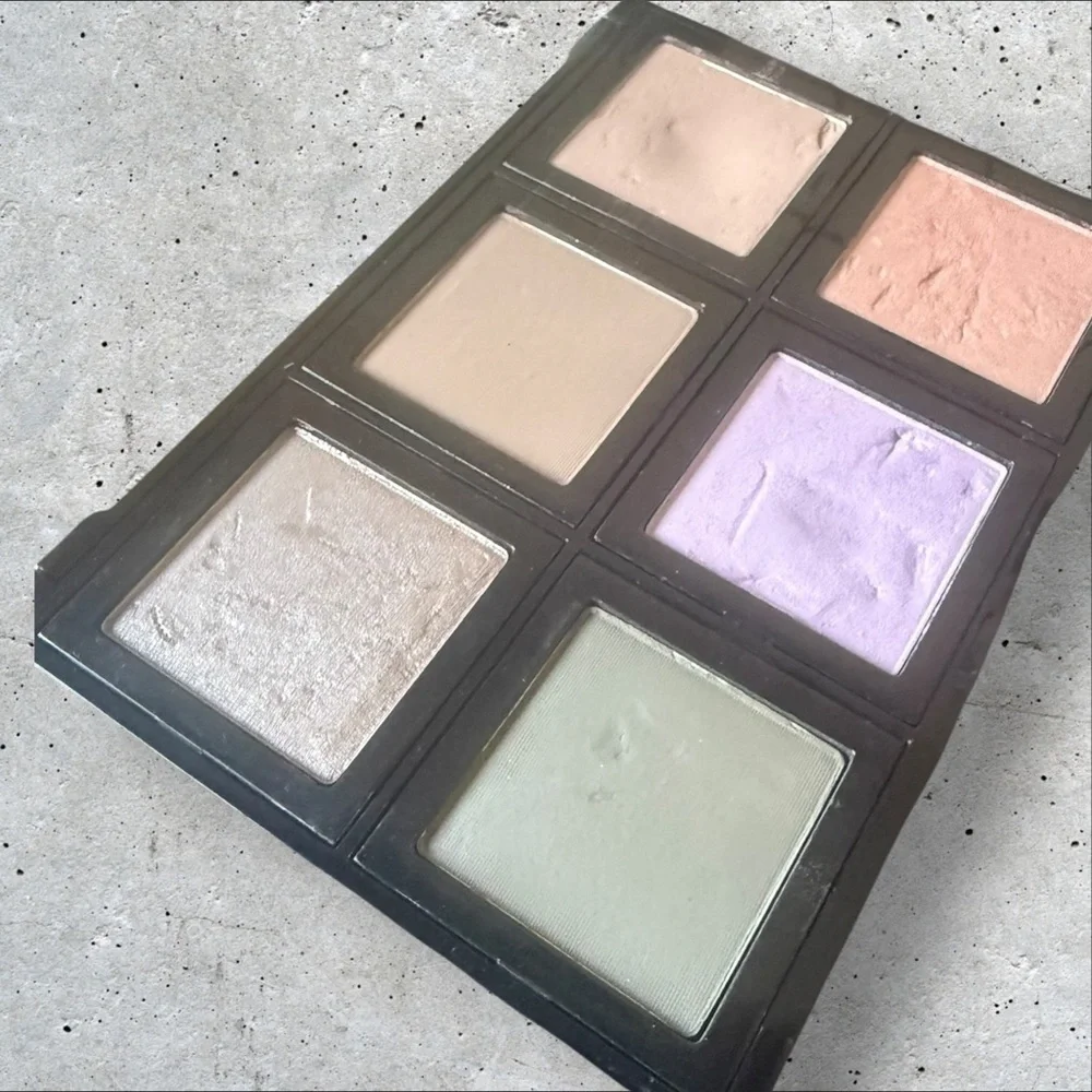 Bobbi Brown this preowned